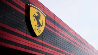 法拉利表示将对部分车型提价10% 以抵消汽车关税影响