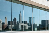 数据真空填补在即，美债市场激辩：明年美联储还会降息吗？