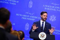 白宫试图平息对可能对伊朗使用核武器的猜测