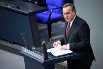 德防长：德国军队不会参与针对伊朗的战争