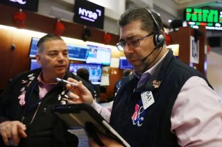 午盘：主要股指继续上扬 纳指上涨超500点