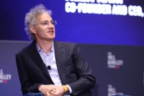 Palantir手握OpenAI与Anthropic都想要的核心能力