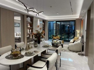 “自住需求成为主要置业动力”！年末北京豪宅市场陷“贴身肉搏”，核心地段高价项目正排队入市