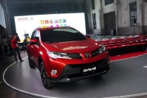 汽车加油时需要注意哪些问题？