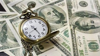 美股新高再次近在咫尺，除了美联储还需要看这个因素