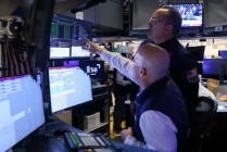 1月24日收盘：美股三大股指本周均录得跌幅 市场关注贸易与地缘政治因素