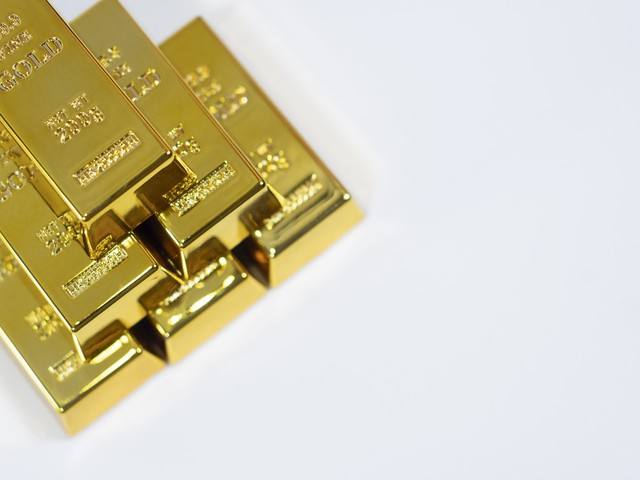 如何在市场波动中把握黄金基础价格的实时变化?这种变化对投资者的决策有何影响? 第1张 如何在市场波动中把握黄金基础价格的实时变化?这种变化对投资者的决策有何影响? 第1张