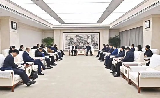 进出口银行董事长陈怀宇与雄安新区党工委书记、管委会主任张国华举行会谈  第2张