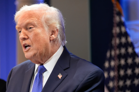 反击联邦最高法院裁决,特朗普宣布:10%的“全球进口关税”税率将升至15% 第1张 反击联邦最高法院裁决,特朗普宣布:10%的“全球进口关税”税率将升至15% 第1张