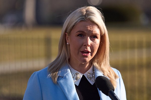 白宫称美军已打击逾2000个伊朗目标 暂无派遣地面部队计划 第1张 白宫称美军已打击逾2000个伊朗目标 暂无派遣地面部队计划 第1张